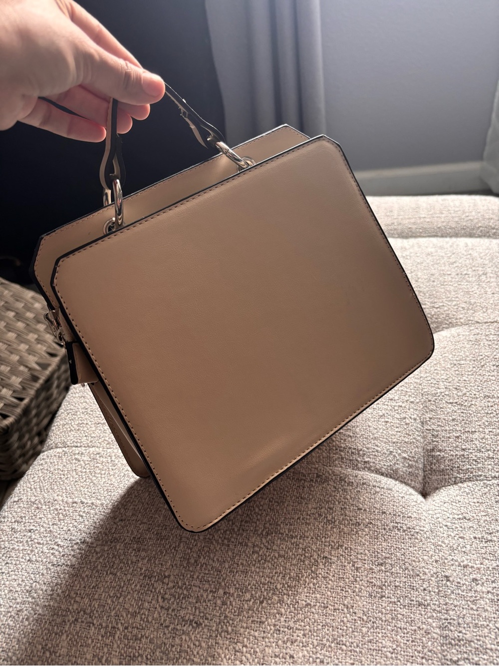 Steve Madden Taupe Box Crossbody Bag with Detachable Logo Strap - Picture 6 of 6
